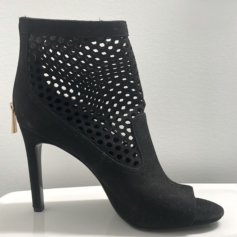 Stylish mesh Vince Camuto suede heels